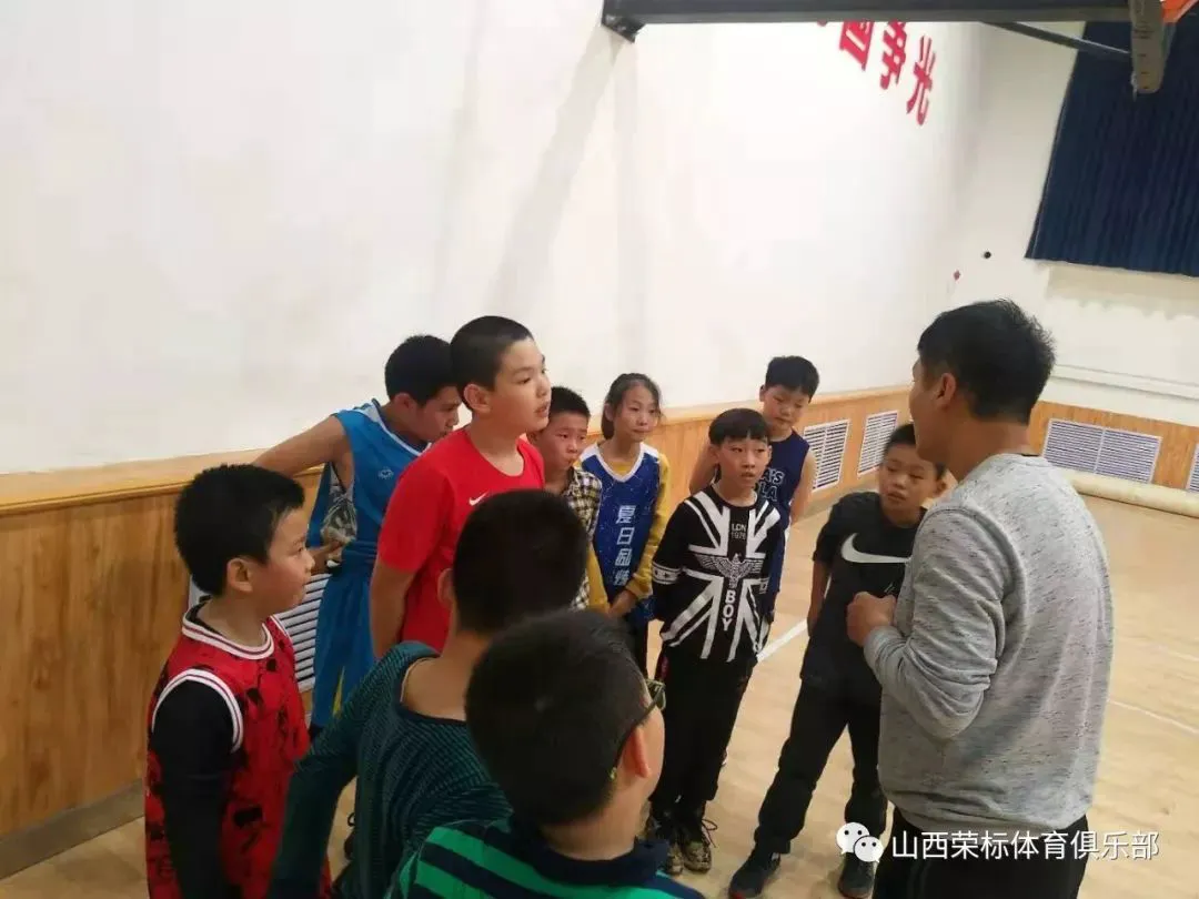 篮球一周训练计划安排表格_2